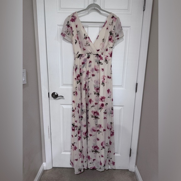 Gift of Love Cream Floral Print Short Sleeve Maxi Dress - Picture 6 of 8